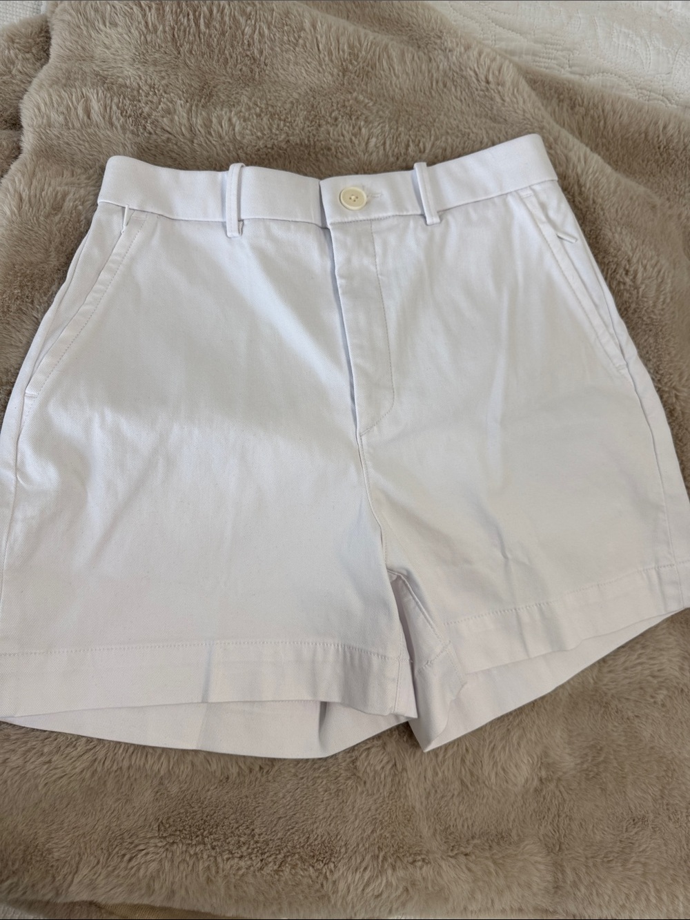 SPANX White High-Rise, 5” Tailored Twill Shorts- size M/ New